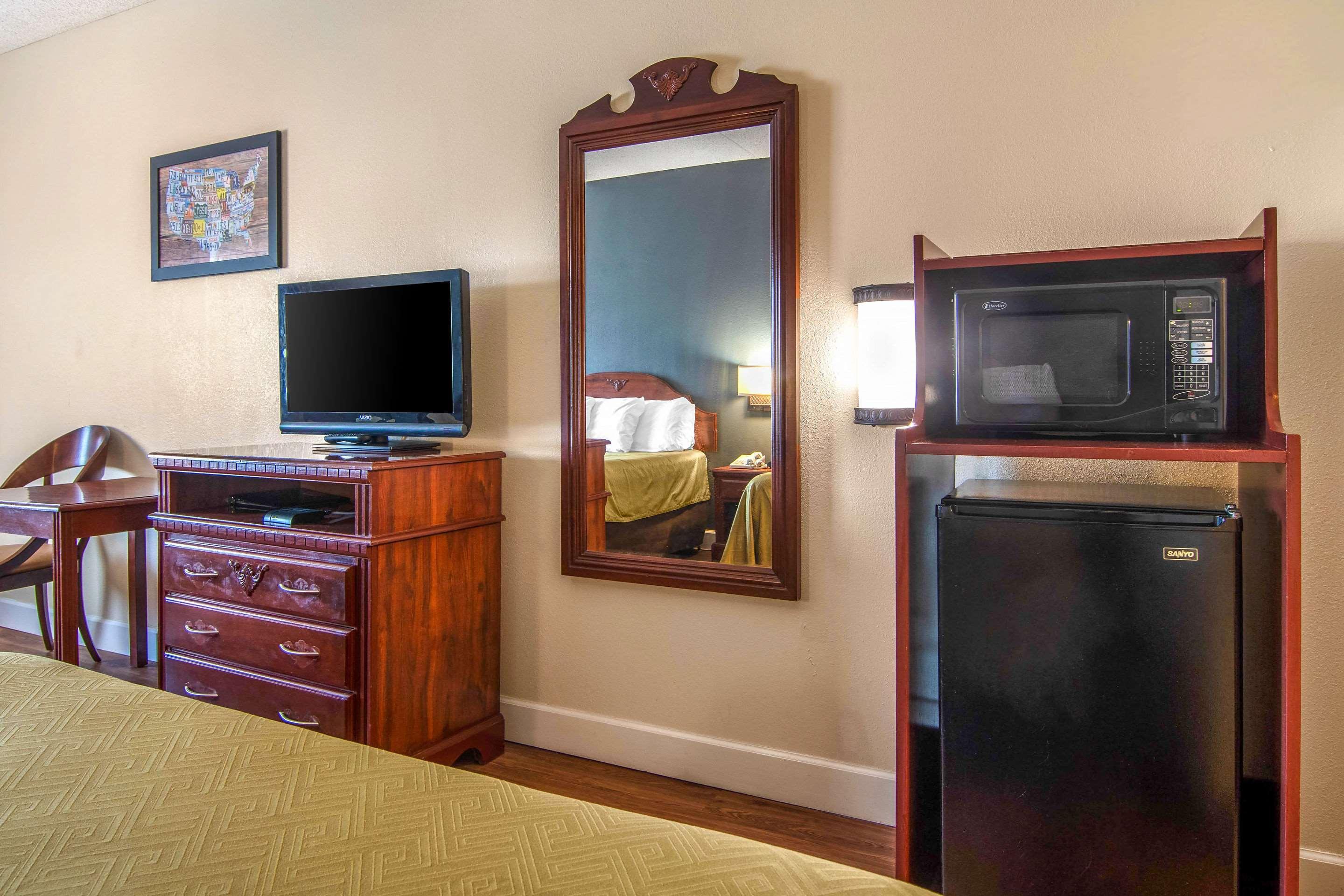 Econo Lodge Inn & Suites Fort Oglethorpe Dış mekan fotoğraf