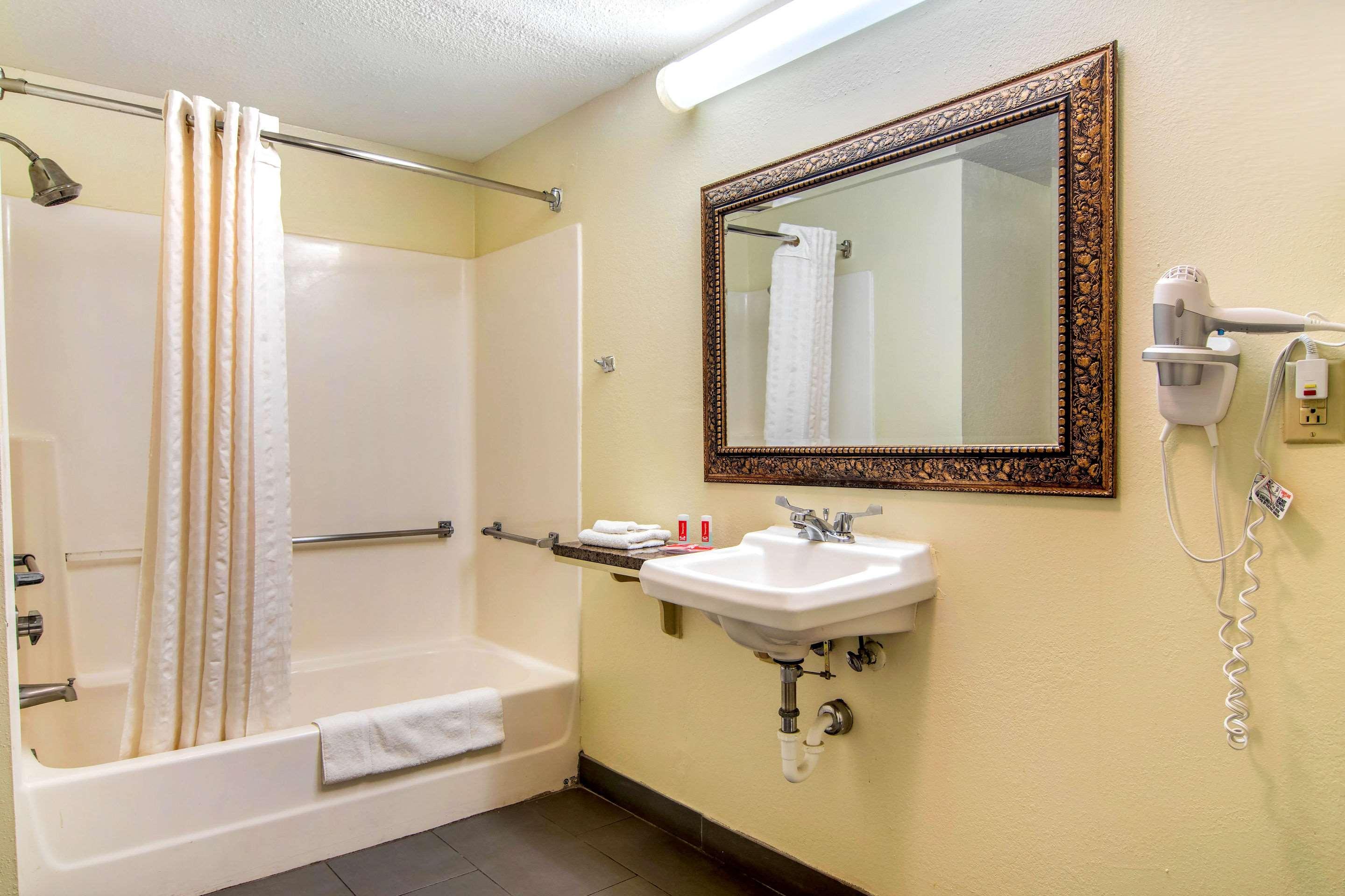Econo Lodge Inn & Suites Fort Oglethorpe Dış mekan fotoğraf